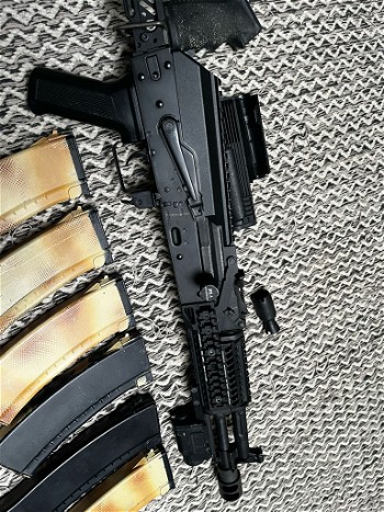 Afbeelding 2 van STRAKKE LCT AK105 + ZENITCO GUCCI + MIDCAPS