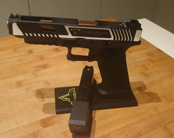 Imagen 4 de TTI X EMG G34 Combat Master