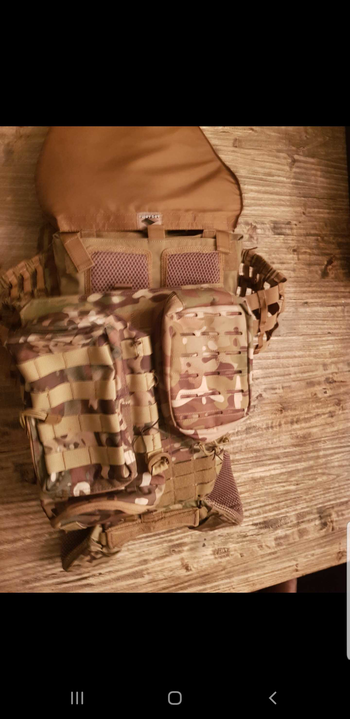 Image 2 pour 5.11 plate carrier multicam met goin pad en dummy plates