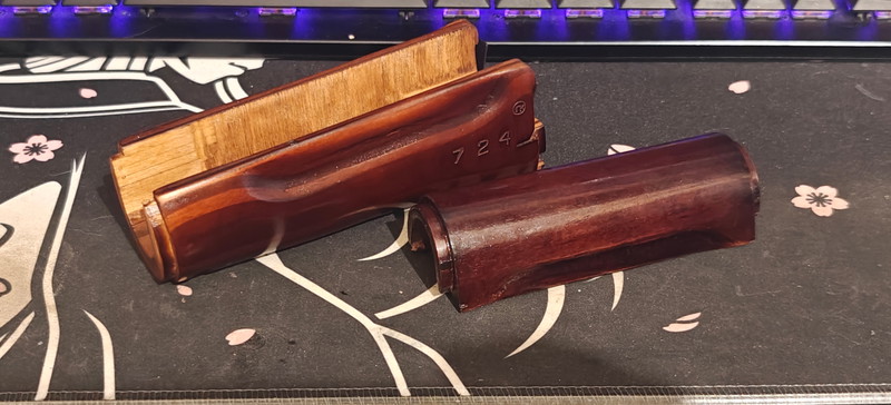 Image 1 pour AKS74U houten handguard set