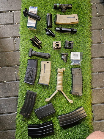 Afbeelding 3 van Van alles wat mags lampje bipod mount