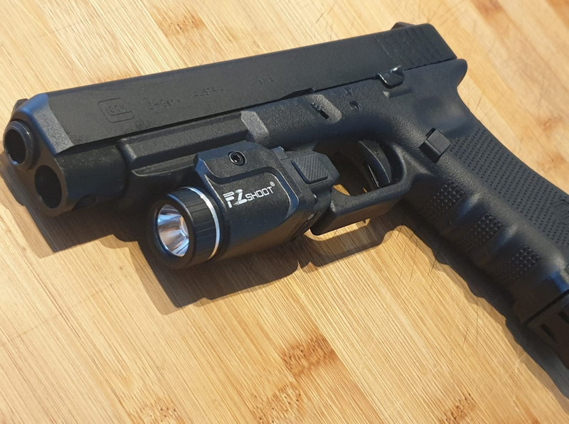 Bild 1 für Glock 34 GEN4 Deluxe Edition | CO2 | Umarex plus light