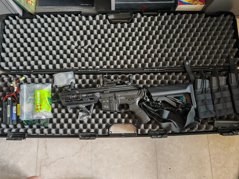 Afbeelding 1 van M4 Replica met accessoires