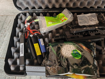 Afbeelding 2 van M4 Replica met accessoires
