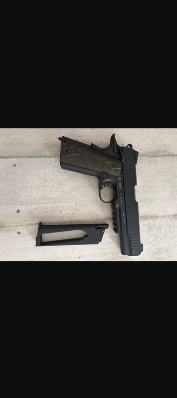 Bild 4 für Colt 1911 railgun blackened GBB CO2