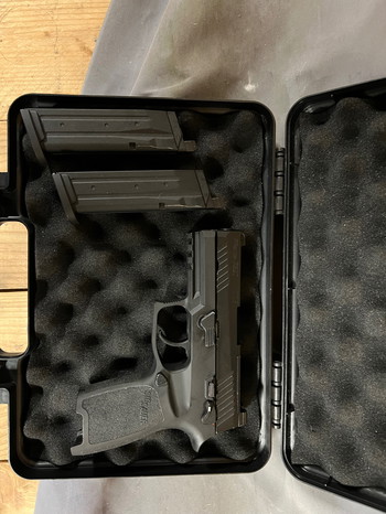 Image 2 for Sig Sauer p320 m18