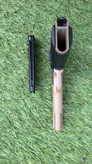 Afbeelding 4 van Army Armament GBB 1911A1 Tan (R27-B)