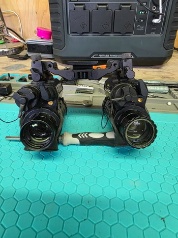 Image 2 pour Pvs 13 gen 2 nachtkijker