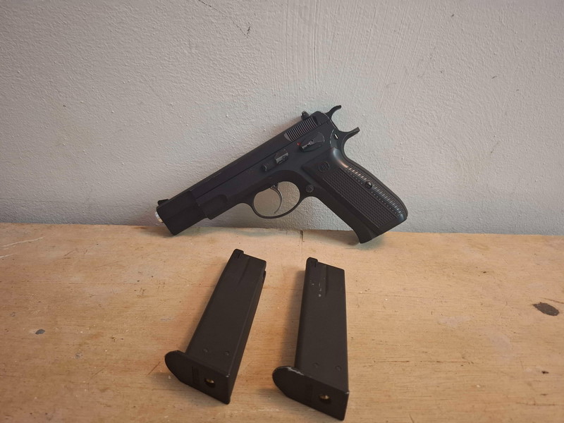 Bild 1 für KJ Works KP-09 / CZ75 - F-Mark