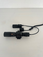 Image pour Fenix TK30 'White Laser' tac flashlight