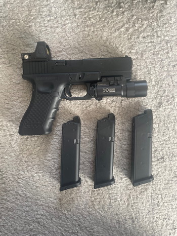 Bild 3 für Glock17 met accessoires Nieuw!