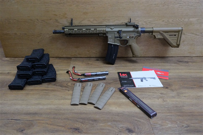 Afbeelding 1 van Puntgave HK416 in doos met 8 mid-cap magazijnen, accu's etc.