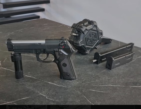 Image for M9 Baretta op HPA met drummag en hi cap mag