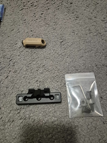 Imagen 5 de Verschillende M-lok accessoires