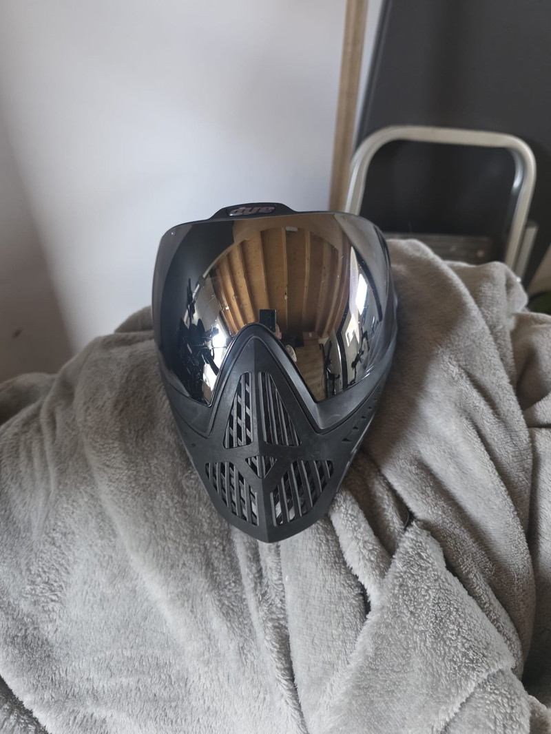 Image 1 for DYE I5 masker