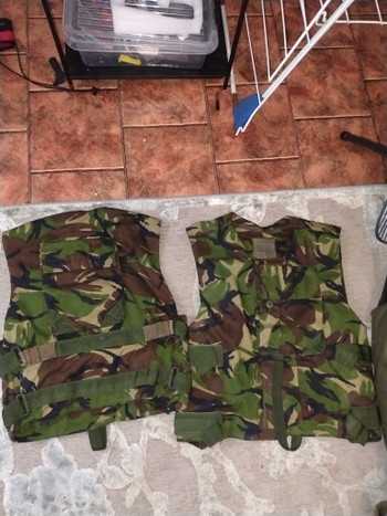 Afbeelding 2 van Vrai gilet armé anglais