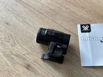 Image 2 for Vortex Micro 3x Magnifier