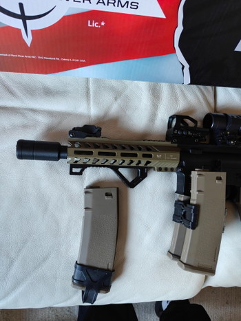 Imagen 2 de Specna Arms E17 Edge met extra's