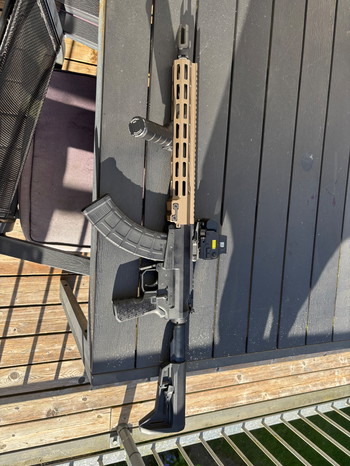 Afbeelding 2 van Renegade BRS 47