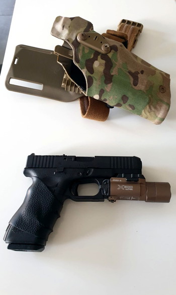 Image 4 for glock 45 mos GHK plus streamlight x300 en safariland holster (replica).