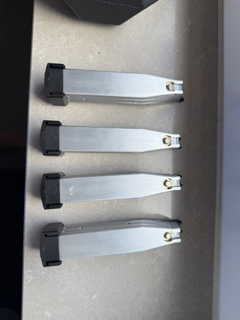 Bild 3 für Aluminium guarder magazijnen (hi capa)