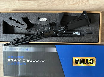 Afbeelding 2 van Cyma M4 replica