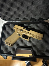 Image for Glock 17 gen5 full TAN