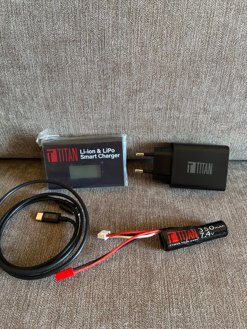 Image 1 for TITAN chargeur + batterie JST HPA TITAN