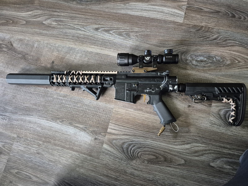 Imagen 1 de M4 met Khythera