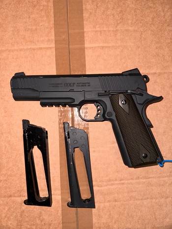 Afbeelding 3 van Colt 1911 CO2 - Pistol