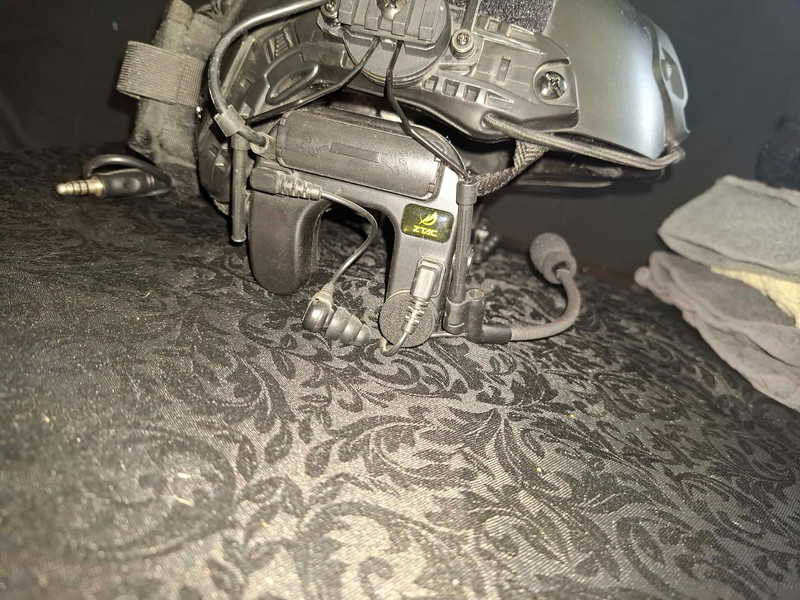 Bild 1 für fast helmet