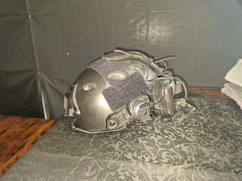 Bild 2 für fast helmet