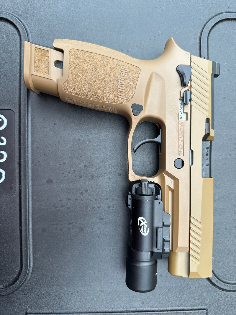 Afbeelding 1 van PROFORCE P320-M17 | CO2 | FDE | SIG SAUER