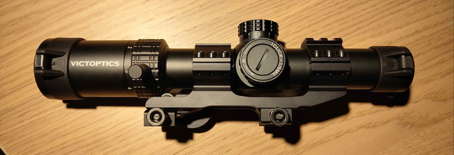 Image pour Victoptics S6 1-6 LPVO + mount