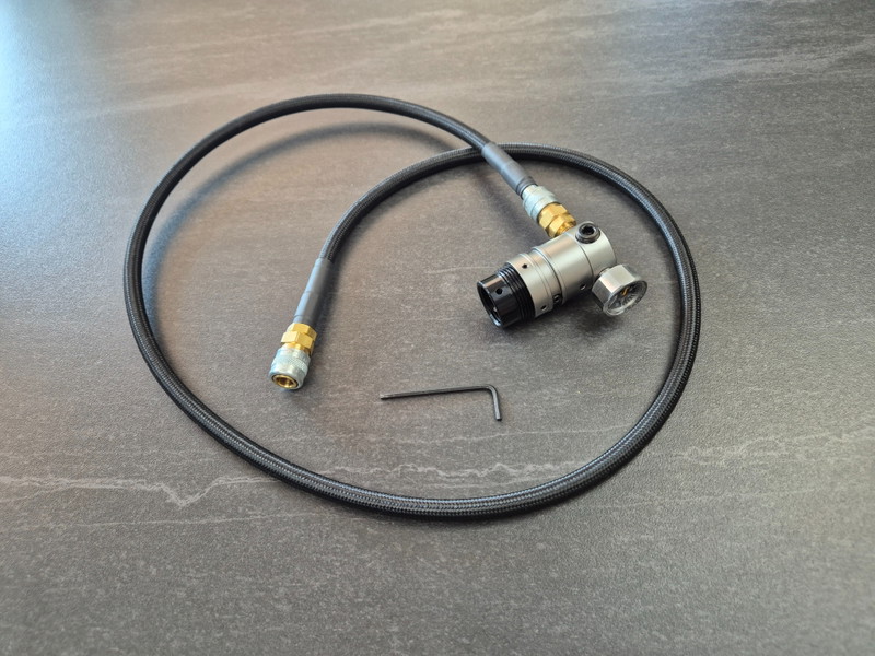 Image 1 pour Wolverine Cat-5 Storm Regulator met slang