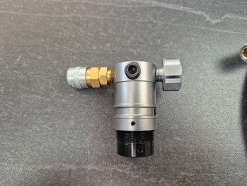 Image 6 pour Wolverine Cat-5 Storm Regulator met slang