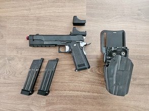 Imagen para Tokyo Marui Hicapa 5.1 D.O.R, Nine Ball S.A.S. Front Kit Neo Rail, 2 mags, TM Red Dot, Safariland 578 QR holster (repro)