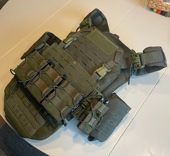 Imagen 2 de Groene (OD) Reaper QRB Platecarrier incl. Warrior Assault Systems Pouches, Dangler en extra molle panel