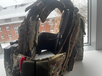 Image 4 for repro: CRYE CAGE Tactical Plate Carrier setup