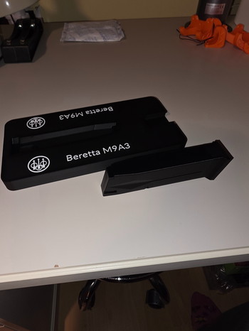 Image 2 pour Bereta M9A3 Gunstand Displaystand