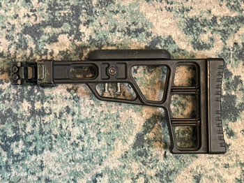 Afbeelding 3 van MLC-S2 Tactical Folding Stock | VSR-10 | Maple Leaf