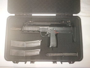 Image pour Tokyo Marui mp7 GBB met koffer