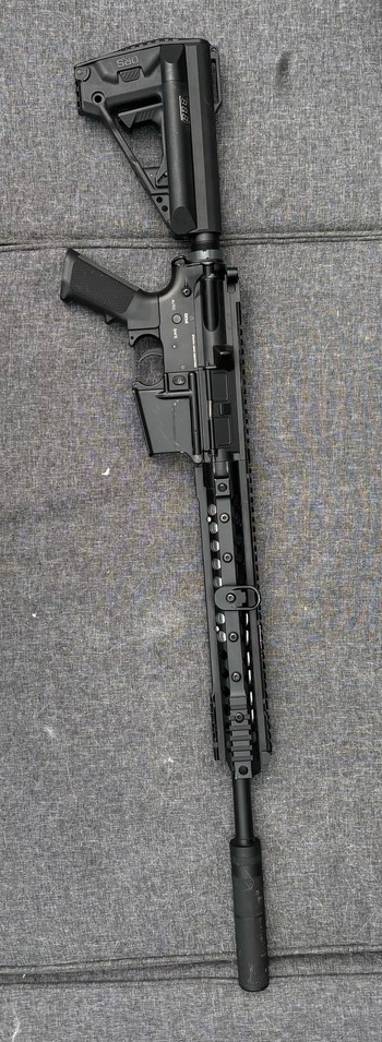 Afbeelding 2 van M4 aeg