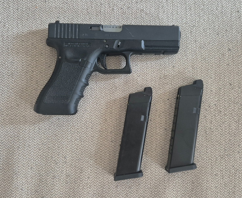 Image 1 pour WE Glock 18C with Maple Leaf upgrades