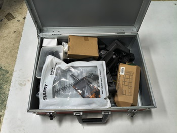 Imagen 2 de Koffer vol met onderdelen