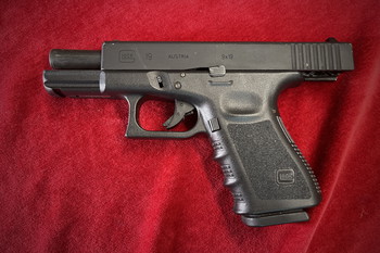 Afbeelding 7 van Glock 19 - licentie - Umarex met 1 magazijn