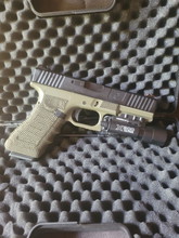Image for Delta Armory P04 GBB + flashlight NIEUW