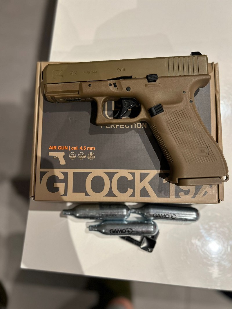 Afbeelding 1 van Glock 19