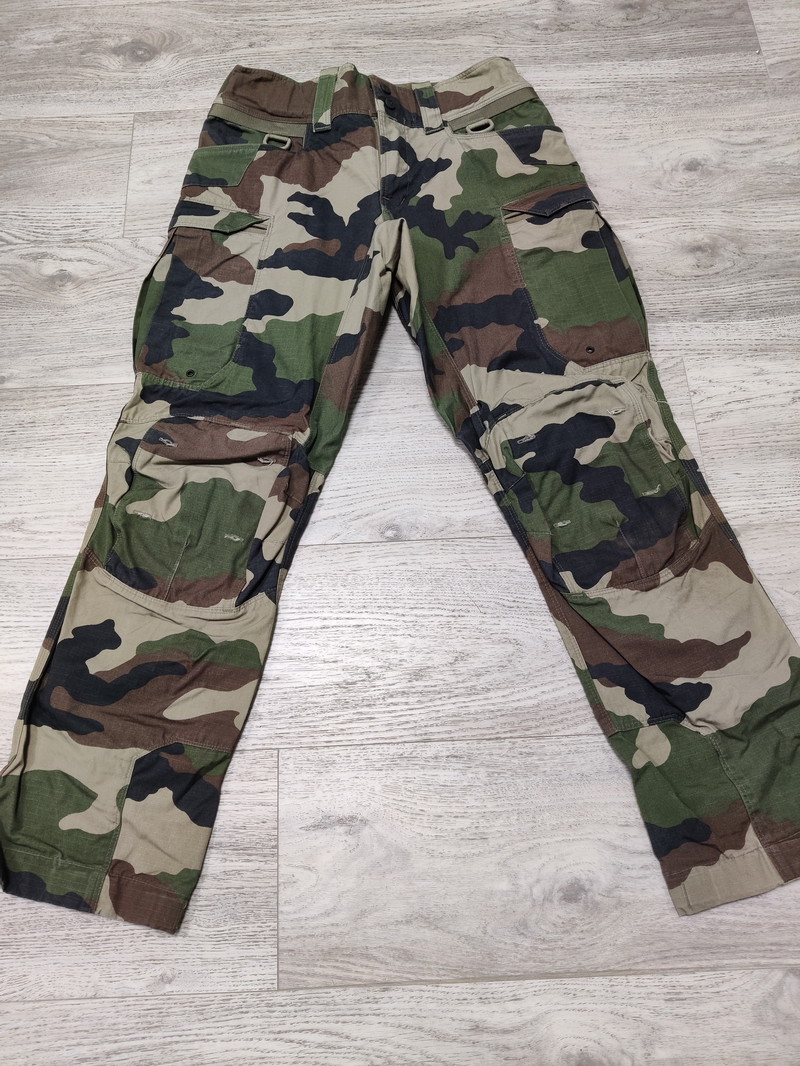 Afbeelding 1 van 2x Clawgear operator set, broek & combat shirt, Ranger Green & Woodland M81 + kneepads