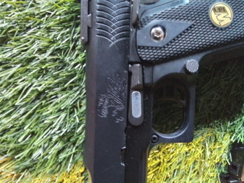 Image 2 for We hicapa 2 mags